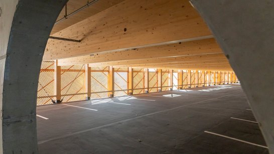 Holz Parkhaus Hargassner Holzkonstruktion