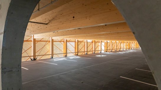 Holz Parkhaus Hargassner Holzkonstruktion