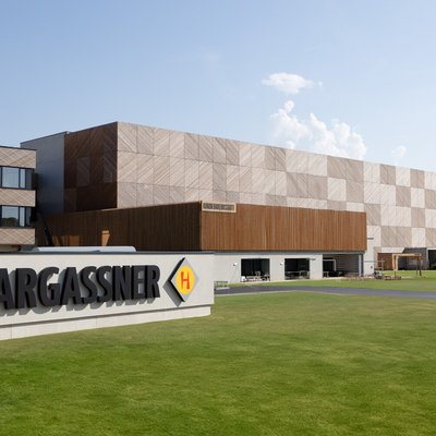 Hargassner car park exterior view