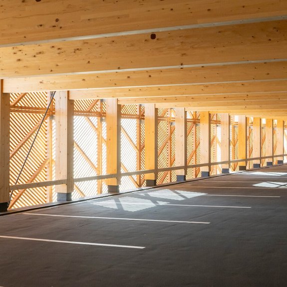 Holz Parkhaus Hargassner Holzkonstruktion