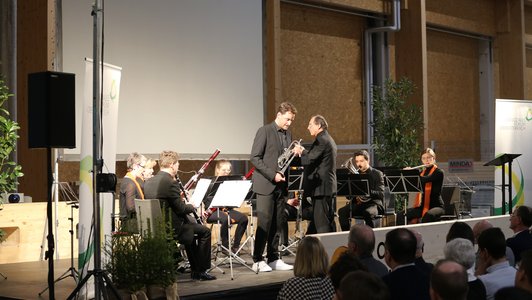 Das Ensemble Sinfonietta mit Karl Geroldinger