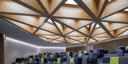 [Translate to Englisch:] University of Birmingham Teaching Building