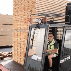 Seitenstaplerfahrer:in bei WIEHAG gesucht