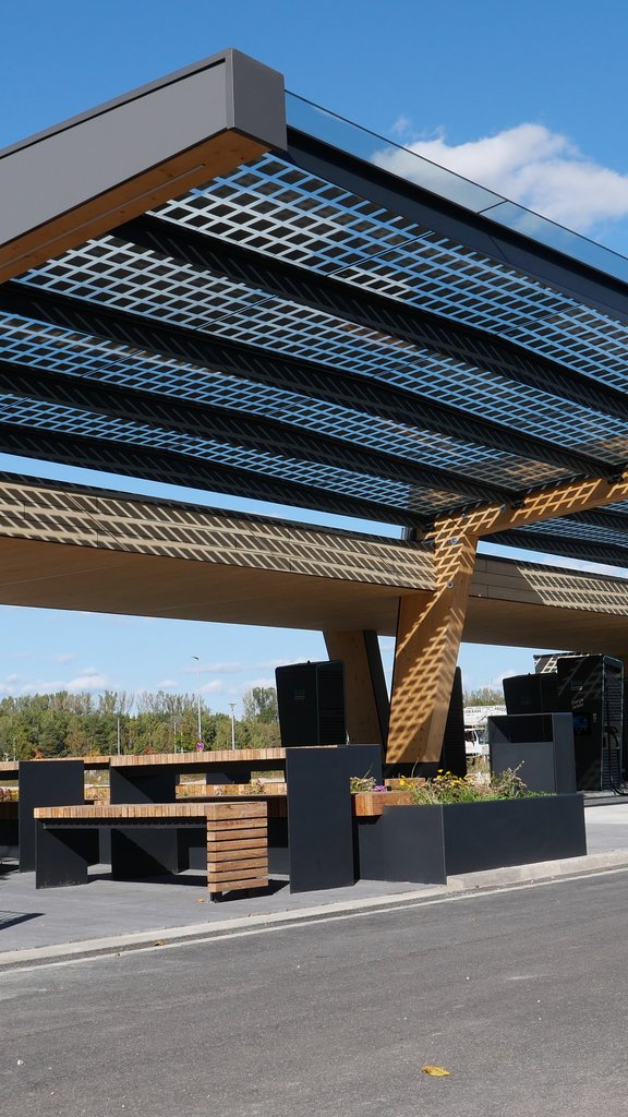 SWI fast-charging park at incampus, Ingolstadt