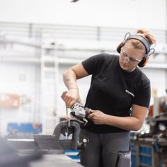 Lehrling Maschinenbautechnikerin