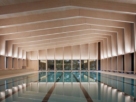 [Translate to English:] Freemen’s School Pool Innenansicht