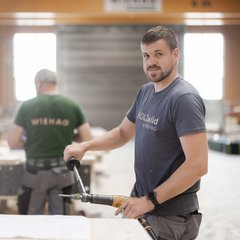 Produktionsmitarbeiter Holztechnik Produktionsmitarbeiter Holztechnik